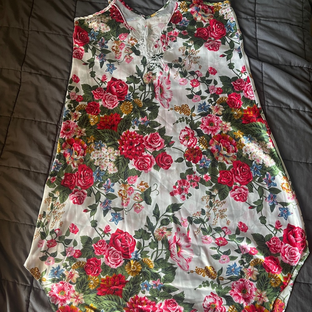 FLOWERY SLIP DRESS - Picture 6 of 11